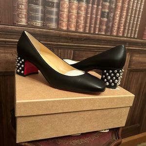 COA Christian louboutin black Pumps